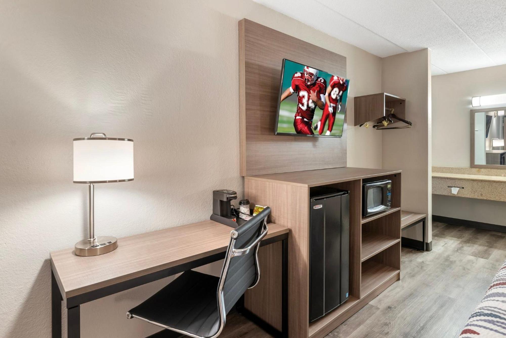 Red Roof Inn Doswell - Kings Dominion Екстериор снимка